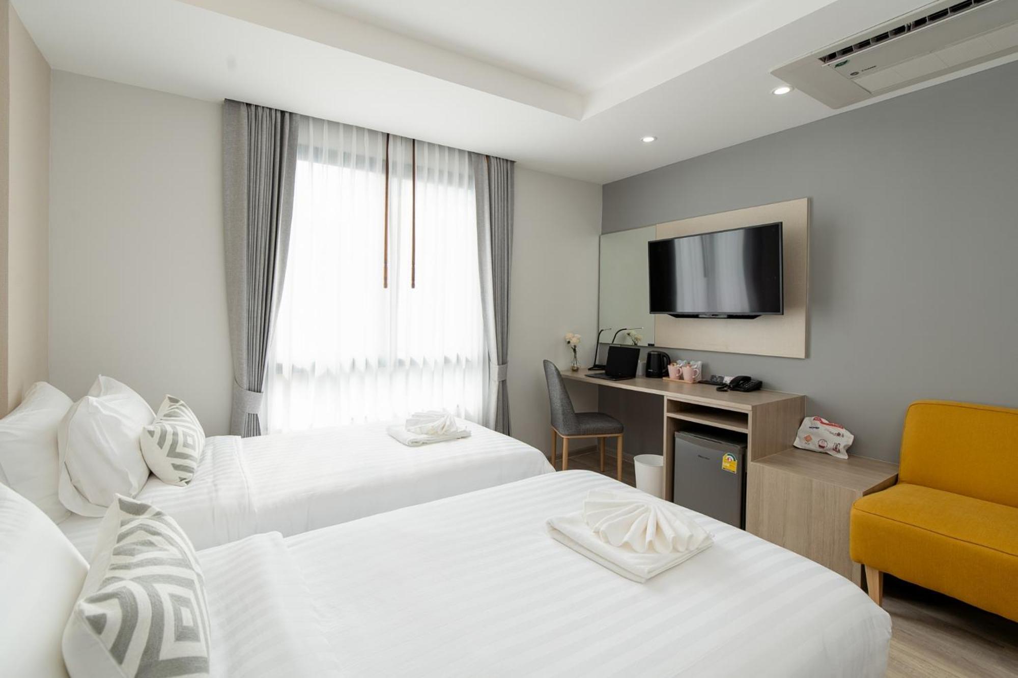 The Riski Hotel At Bangphlat Station Sha Bangkok Eksteriør bilde
