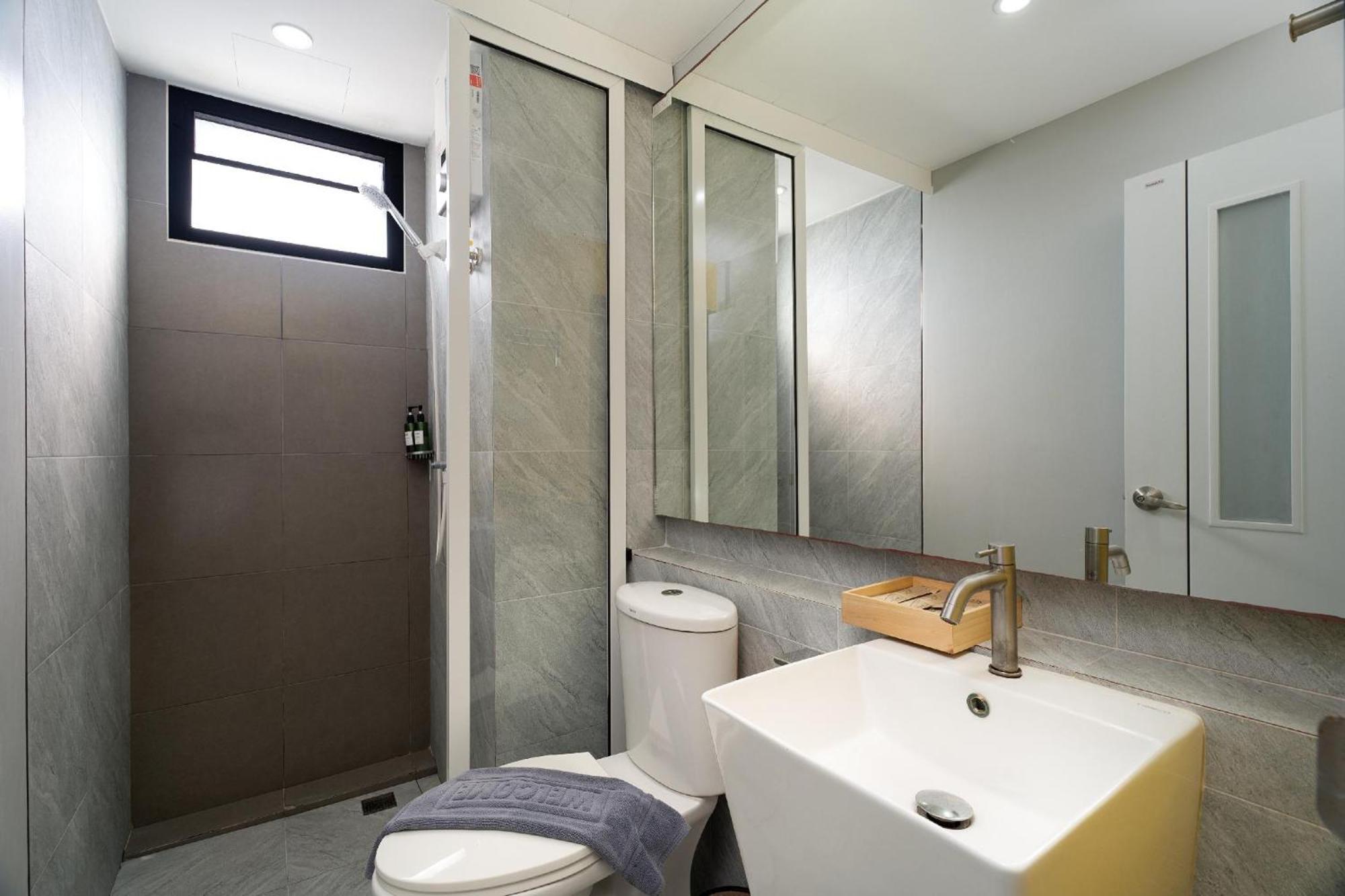 The Riski Hotel At Bangphlat Station Sha Bangkok Rom bilde